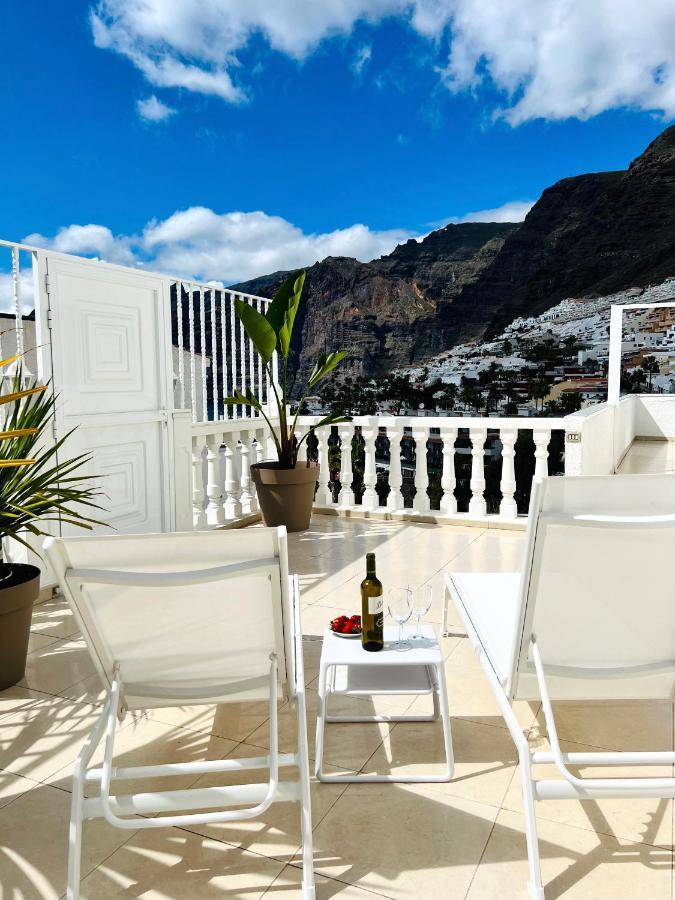 Luxury Penthouse With Breathtaking Views And Huge Private Terraces Apartment Puerto de Santiago  Bagian luar foto