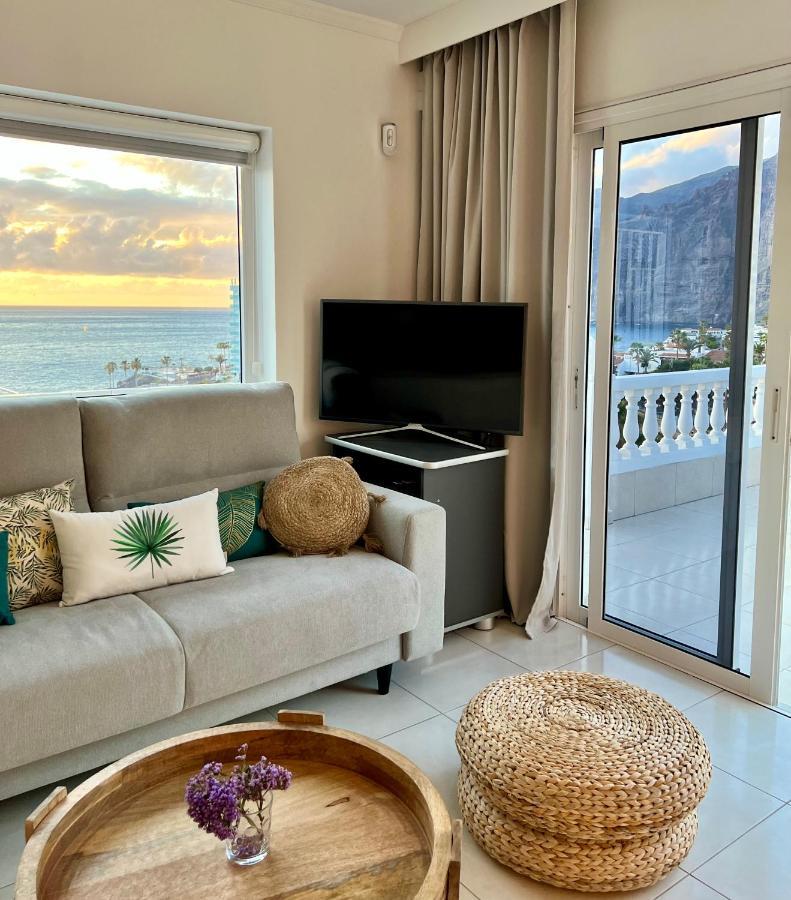 Luxury Penthouse With Breathtaking Views And Huge Private Terraces Apartment Puerto de Santiago  Bagian luar foto