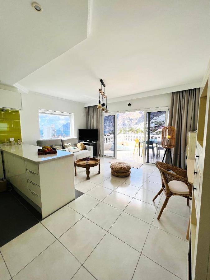 Luxury Penthouse With Breathtaking Views And Huge Private Terraces Apartment Puerto de Santiago  Bagian luar foto
